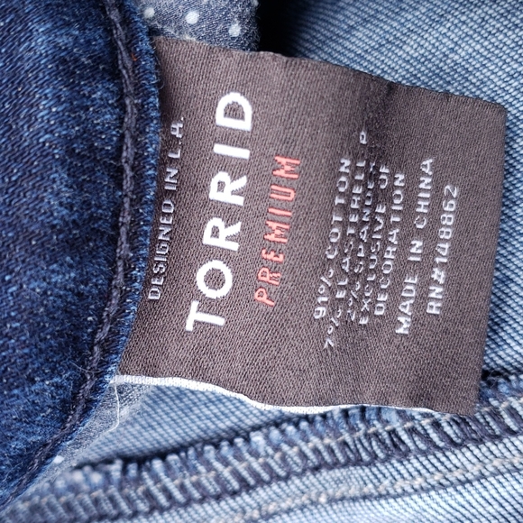Torrid womans jeans - Picture 6 of 6